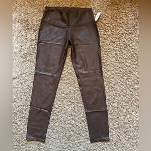 NWT Women’s Time And Tru High Rise Skinny Faux Leather Leggings; Brown; Size L